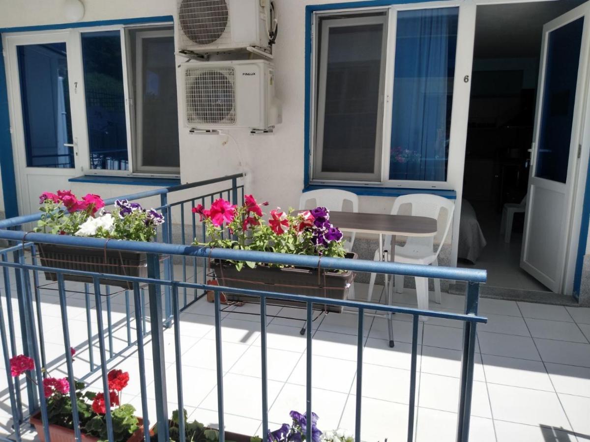 The Blue Studio - In A Complex Next To The Beach By Flаt Manаger Pomorie Eksteriør bilde